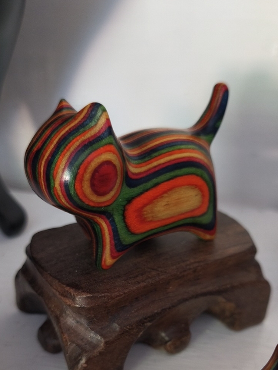 Handmade Other - Wooden hand carved cat statue figurine kitty brown Multi color, tail up